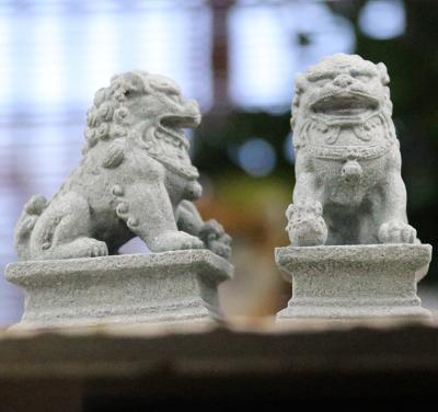 China Imperial Lion of Ireland Guardian Lion Granite and Chinese Marble Resin Guardian for sale