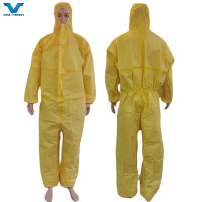 Chine Vêtement de protection contre les produits chimiques à usage unique jaune personnalisé 175*140cm PP PE à vendre