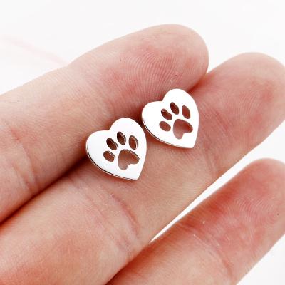 China 2021 New Fashion Small Cavity Stainless Steel Dog Footprint Heart Shaped Animal Stud Earrings for sale