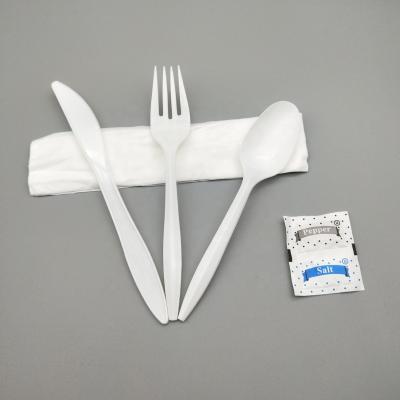 China 2020 New Arrival Disposable Plastic Cutlery With Pepper / Salt for sale