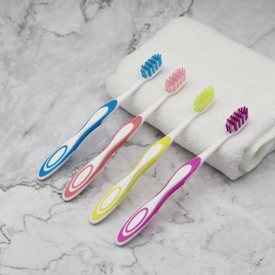 China Pp+tpr Toothbrush 2021 Adult Toothbrush With Soft Bristle And Excellent Quality Timely Delivery for sale