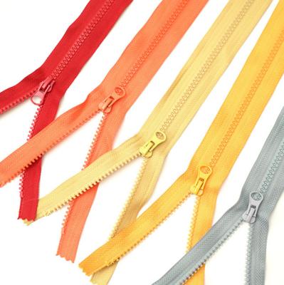 China New Arrival Viable Resin End Zipper End Zipper Clothing Luggage Placket Zipper Accessories Iron Plug Zipper Wholesale for sale