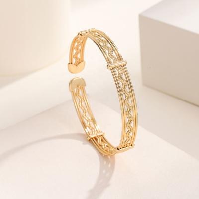 China Hot Selling Fancy FASHION FASHION Gold Plated Brass Copper Alloy Gold Cuff Bangle Custom Adjustable Bangle For Women Jewelry for sale