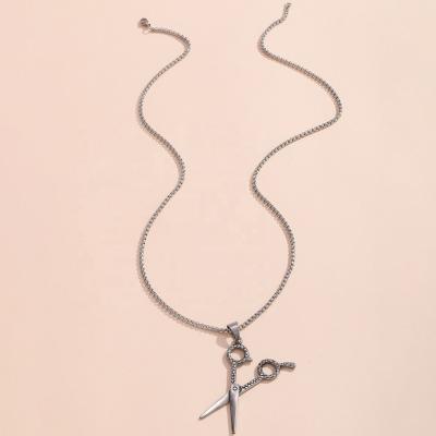 China FASHIONABLE Creative Personality Jewelry White Gold Plated Stainless Steel Box Chain Scissors Charm Pendant Necklace for sale