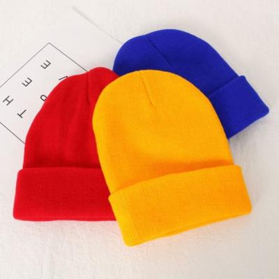 China 2020 New COMMON Winter Women Classic Knitted Beanies Hat Solid Color Stretch Sports Hat Basic Autumn Female Beanie Hat R0820 for sale