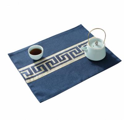 China QUICK-DRY Home Towel Printing LOGO Tea Towel Set Hanging Customized Printed Waffle Kitchen Towel for sale