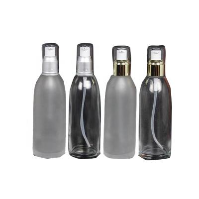 China Recycable Low MOQ 150ml Frosted Clear Glass Perfume Cosmetics Packaging Spray Bottle for sale