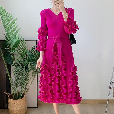 China Anti-Static 2024 Autumn New Miyake Fold Unique Design Pleated Dress Ruffled Loose Slimming Dress Long for sale