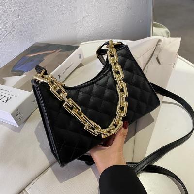 China PORTABLE hot sale fashion women bag small square lattice bag small square handbag shoulder bag simple portable diagonal match chain for sale