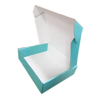 China Supplier Customized Paperboard Recycled Materials Gold Corrugated Pink Mailer Apparel Clothes Garment Paper Shipping Packaging Box for sale