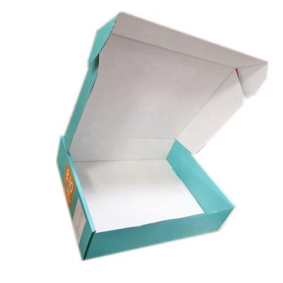 China Recycled Materials Design Custom Graphic Printed RP Cardboard Mailer Box Shipping Box For Underwear Garment Clothing Packaging for sale