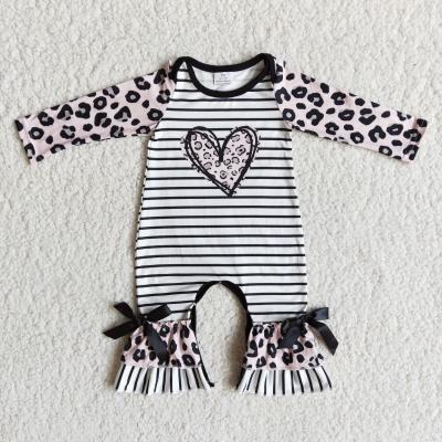 China 100% Polyester/Cotton Baby Romper Long Sleeve One Piece Triangle Newborn Baby Rising Heart Valentine Heart Baby Romper for sale