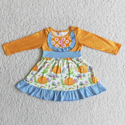 China Breathble Comfortable Mixed Color Design Baby Shower Gift Halloween Pumpkin Pattern Spring Autumn Birthday Gift Girl Dress for sale