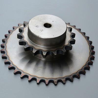 China Transmission Machine China ANSI/DIN/ISO Standard Finished Bore Simplex High Frequency Quenching Roller Chain Conveyor Sprocket Wheel With Keyway for sale