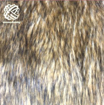 China Wolf Faux Fur Plush Fabrics Acrylic Faux Fur Faux Fur Upholstery Barcelonetta Long Auto Hair Two Tones Cheap for sale