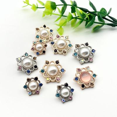 China High End Nickel Free Metal Diamond Buttons For Fashionable Ladies for sale