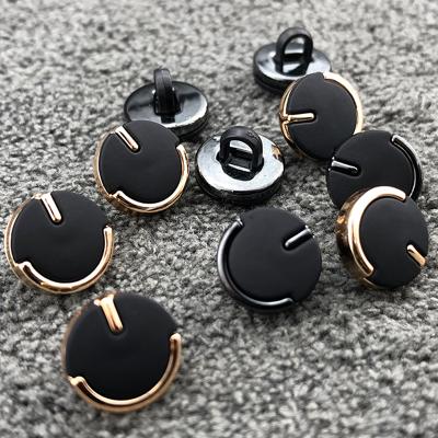 China New Design Dry Cleaning Leg Plastic Button Plating ABS Buttons Combined Effect Black Rubber Shirt Buttons for sale