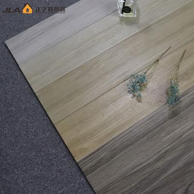 China Baldosas antis de madera 150x600 milímetro del cuarto de baño del resbalón de la baldosa cerámica de la mirada del cuarto de baño en venta