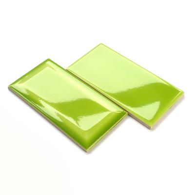 China teja de cerámica esmaltada biselada brillante de la pared del color amarillo azulverde de 75X150m m en venta