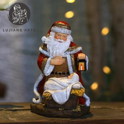 China European Christmas Decoration Santa Ornament Figurine Christmas Gift Resin Indoor Ornament for sale