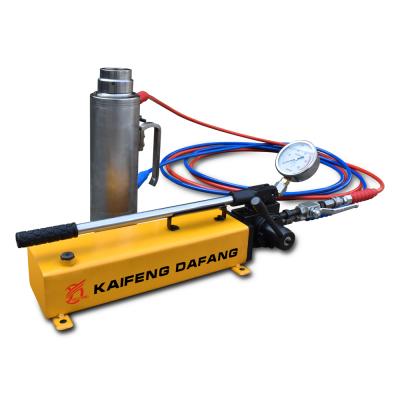 China High Efficiency Preloading Manual Hydraulic Oil Pump Hand Press Pump Used With Mono Jacks for sale