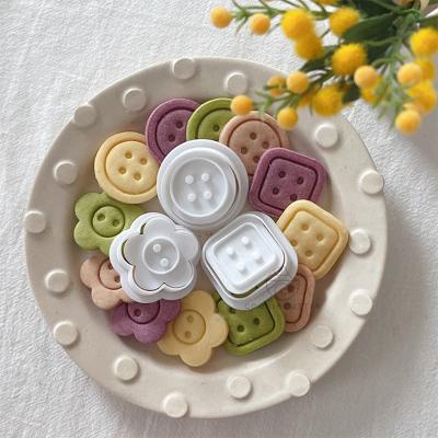 China Sustainable Cute Round Square Button Creative Small Flower Hand Pressed Tool Biscuit Mold Baking Set for sale