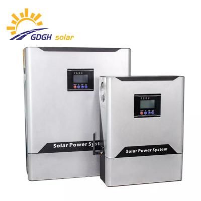 China Hybrid Inverter Built In MPPT Controller High Efficiency mppt Charger 5.5KW Solar Systems 420*320*122 for sale