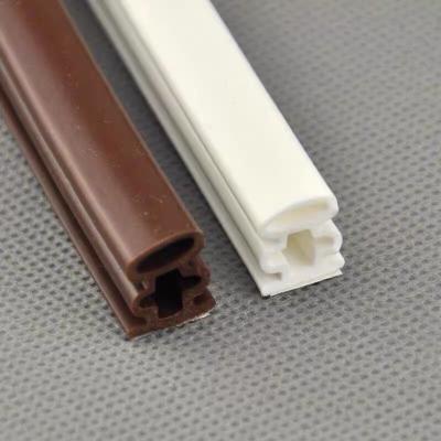 China Boot rubber seal voor temperatuuraanpassingen -40°F tot 200°F Lengte 10 voet Zwart Te koop