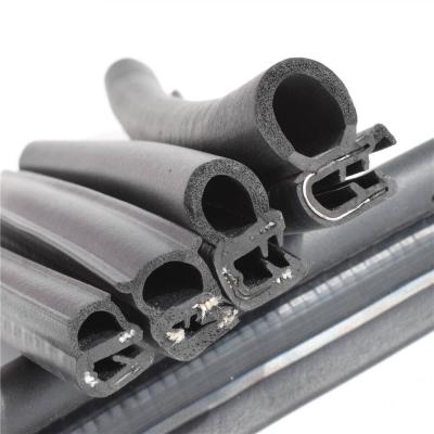 China Excellent Weather Resistance EPDM Foam Rubber 10-20% Compression Set 1-5 MPa Tensile Strength for sale