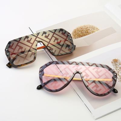 China Square fashionable sunglasses 2020, designer fashion sunglasses men's sunglass for sale