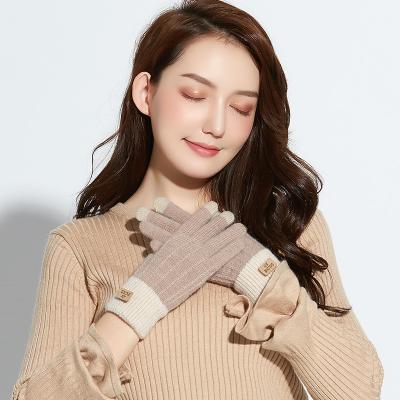 China Non-slip Hot Sale Women's Touch Screen Gloves Alpaca Wool Gloves Winter Warmth Comfortable Knitted Gloves for sale