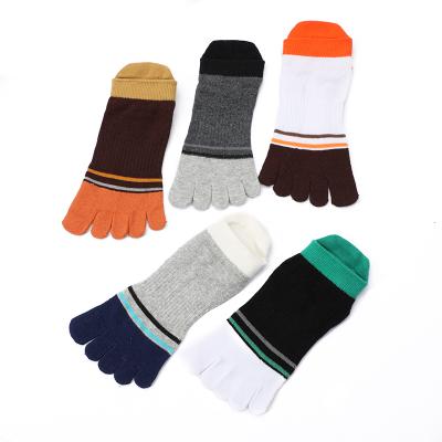 China Wholesale QUICK DRY Cotton Men's Toe Socks Pure Sports Five Finger Knocks Breathable Male Toe Socks for sale