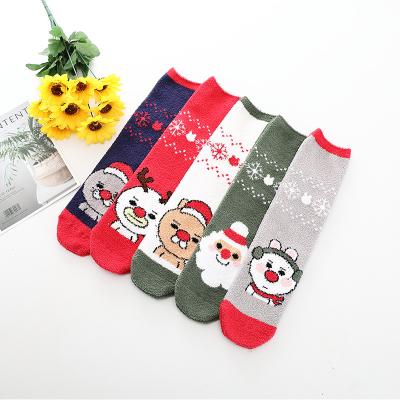 China Absorb Knitted Sweat High Quality Women Socks Multi Designed 100% Cotton Christmas Stocking Socks Cartoon Gift for sale