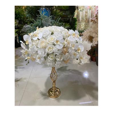 China Wedding Party Decoration Wholesale Price Artificial White Rose Flower Ball 50cm Wedding Supplies Table Centerpieces Floral Ball for sale