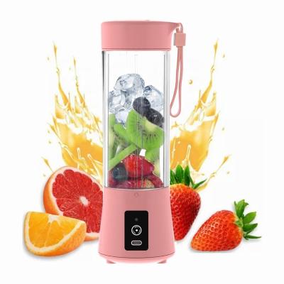 China Portable Home Ice Cream Blender Rechargeable Portable Juicer/Outdoor Portable Juice Cup USB Rechargeable Smoothie Sports Blender Squeezer Fruit Blender Power Bank for sale