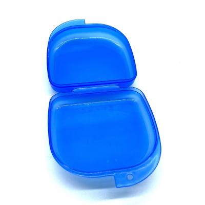 China Recyclable Colorful Plastic Suitable Orthodontic Dental Retainer Case With Low Price for sale