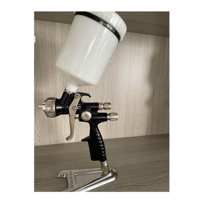 China High Quality Paint Spray Gun 1.3mm Stainless Steel Nozzle Nozzle Paint Spray Gun For Car Painting for sale