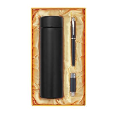 China Agriculture Wholesale 3 in 1 Business Promotion Gift Set With Led Insulated Water Bottle And Pen Wedding Events Gift Set With USB Drive for sale