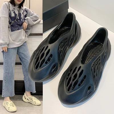 China New Design Fashion Trend Flat Sandals EVA Summer Flat Children Yeezy Outdoor Beach Cool Wading Shoes For Kids for sale