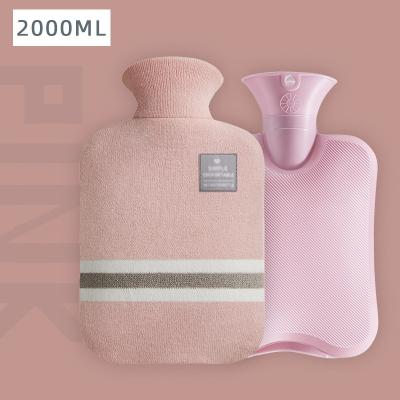 China Wholesale Hot Selling Portable PVC 2000ml Hot Water Bag Rubber Bottle Warmer Bag With Cover for sale