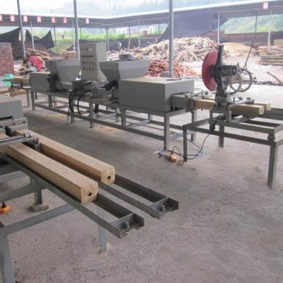 China Cadena de producción de madera de los pies de la plataforma máquina de extrudado del bloque del serrín en venta