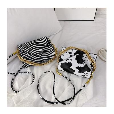 China Fashion Chunky Chain PU Women Leather Cross - Body Bag Cow Print Shoulder Bag Cow Print Shoulder Bag Cow Bag Body Bag for sale