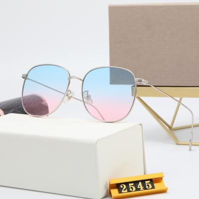 China 2022 Luxury Trending Sunglasses Men Women Sun Glasses Famous Brands Fashion Sun Glasses Designer Shades for sale