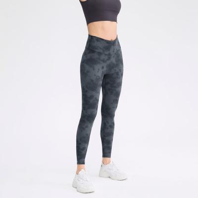 China 2021 anti-static in running tie die high waist gym yoga butt lift crack! crack! butt gaiters for women for sale