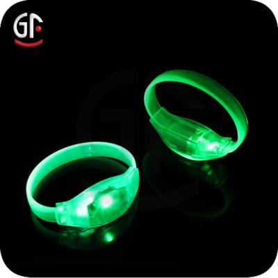 China Multicolor On/Off Button Feedback Gifts For Kids Glow In The Dark Quick Selling Items Popular Hot New Products Led Electronic Wristband for sale