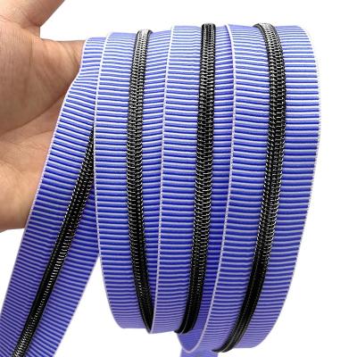 China Durable Decorative Nylon Stripe Nylon Stripe Zipper Tape Custom Zipper Tape #3 Jacquard #5 Sew Bag Zipper Reel for sale