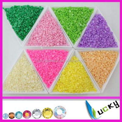 China 2014 new cheap flatback hotfix resin rhinestones non lead free epoxy beads for nail art phone decorations for sale