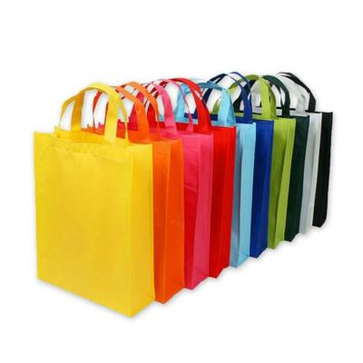 China Low MOQ Eco-Friendly Custom Carry Bag Non Woven Tote Bag Reusable Shopping Bags With Your Logo Printing for sale