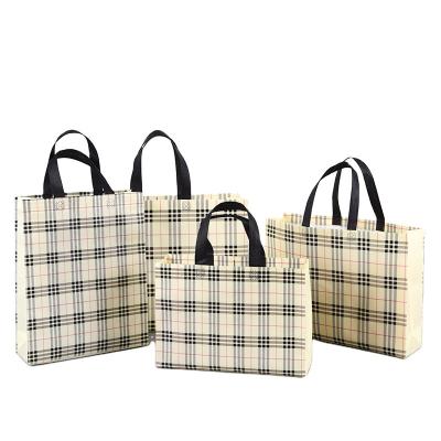 China Eco - Friendly Custom Kraft Fabric Gift Bag Laminated PP Non Woven Shopping Carry Bag With Checkout Pattern for sale