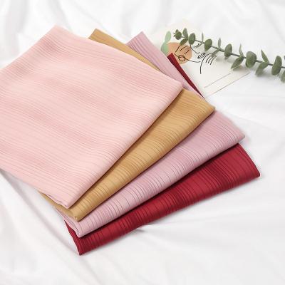 China Wholesale Long Malaysia Pleated Scarf Shawl Solid Color Stripe Wrinkle Chiffon Hijab Scarf for sale